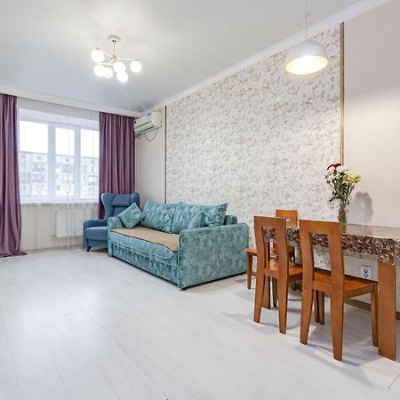 Апартаменты С Видом На Город Pavlodar Exterior photo